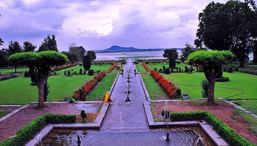 Heavenly Bliss | Kashmir Honeymoon Retreat
