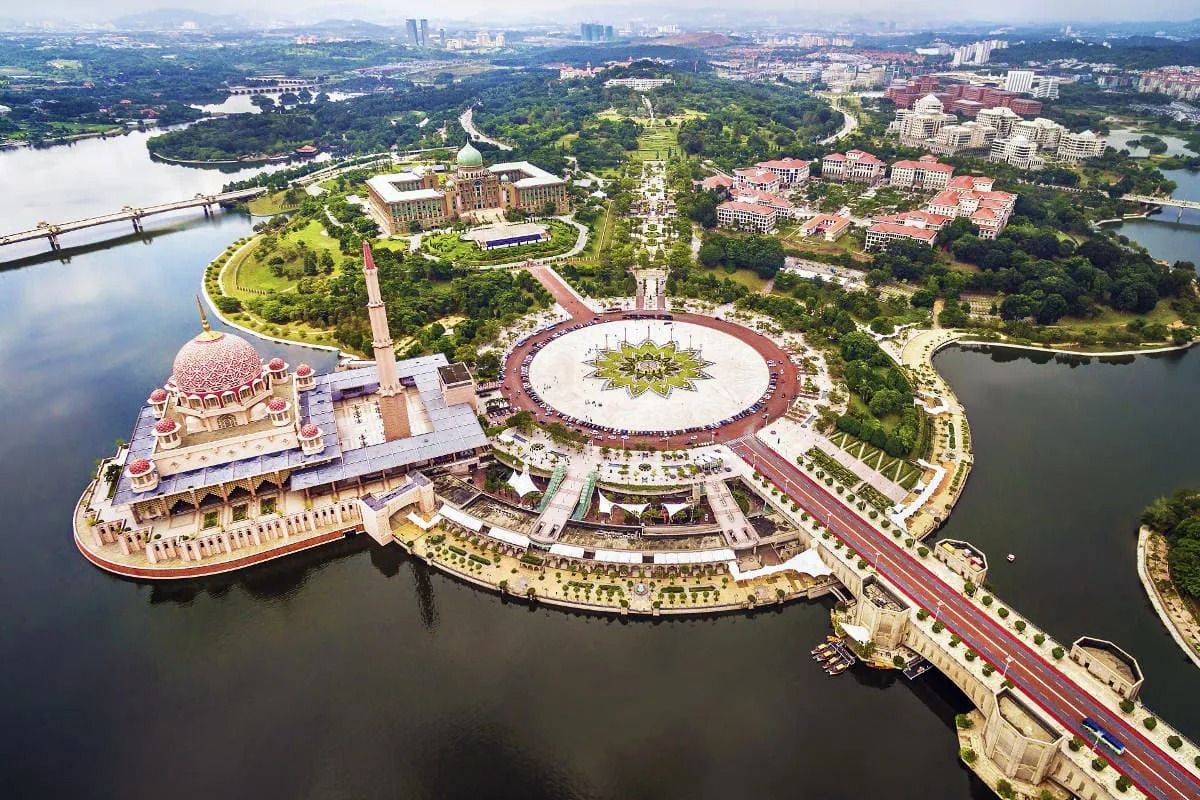 Putrajaya Tour
