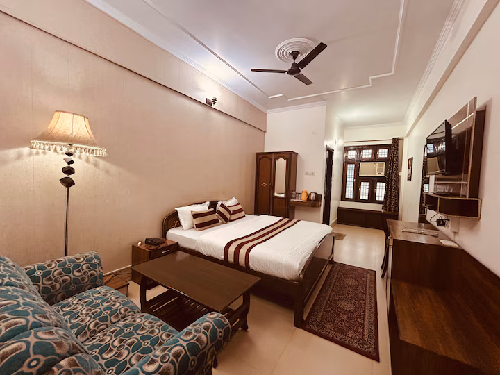 Hotel Alaknanda