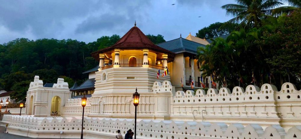 Temple of Tooth Relic