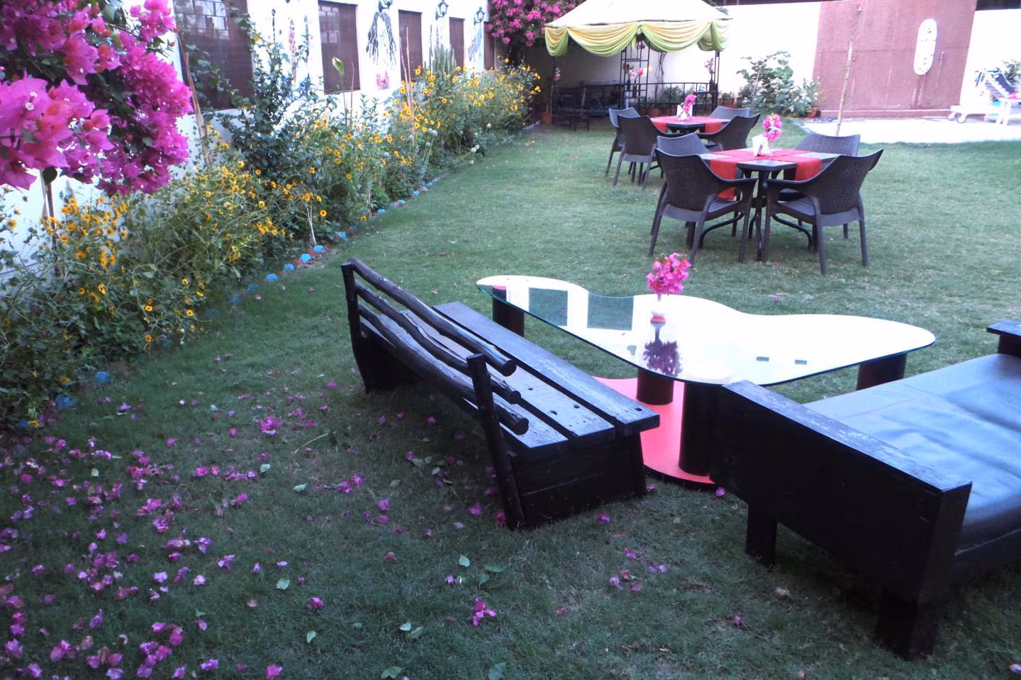 Hotel Surya Kaiser Palace