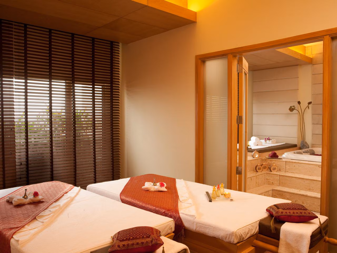 Radisson Blu Indor