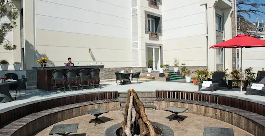 Hotel Royal Orchid Fort Resort