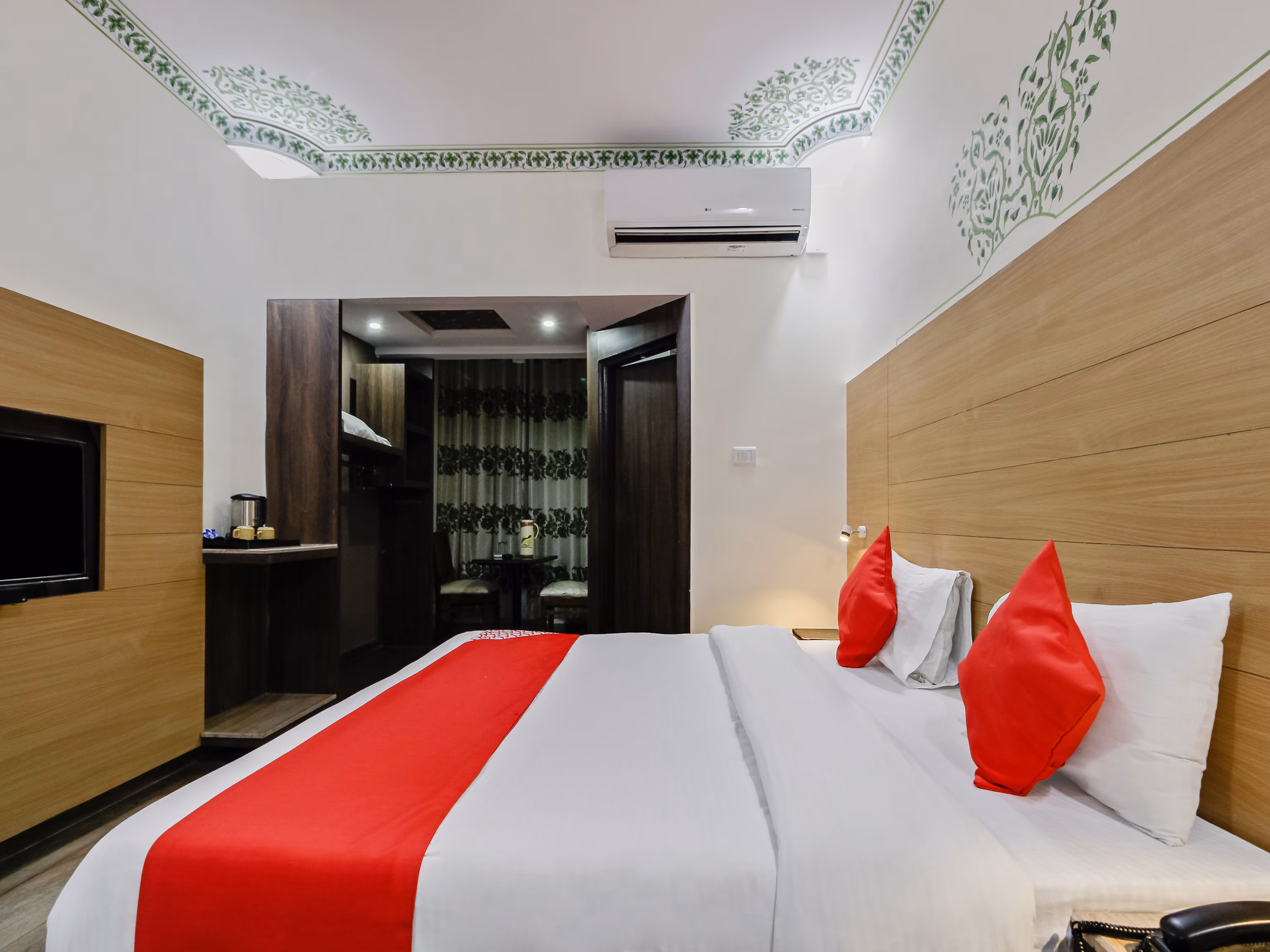 hotel arco palace