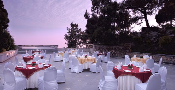 Hotel Royal Orchid Fort Resort