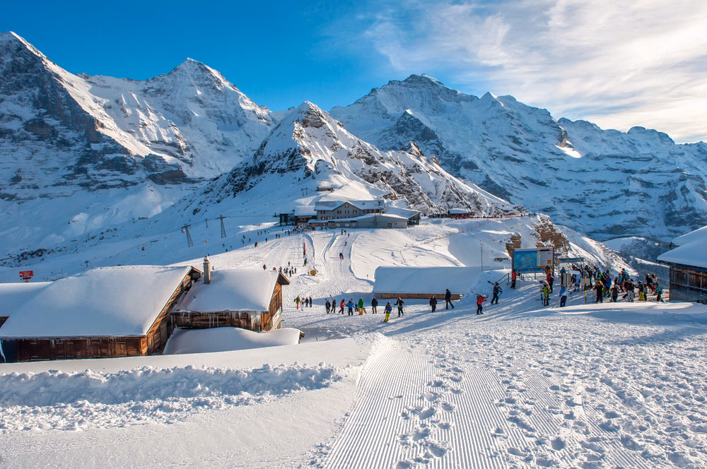 Snow activities (seasonal)