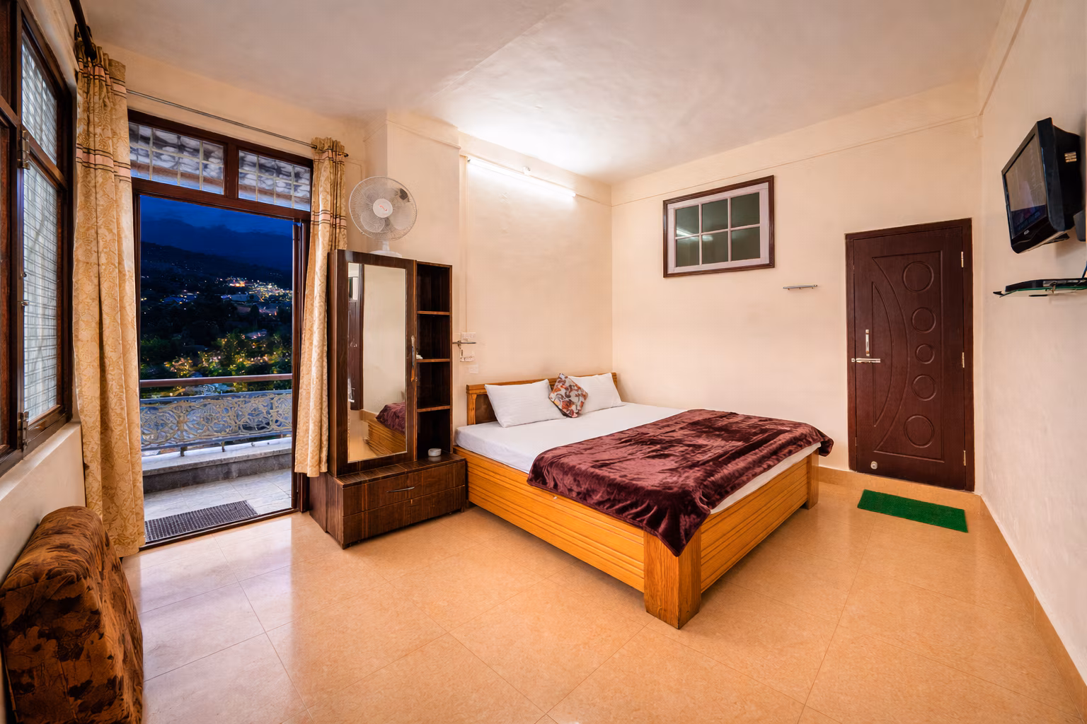 Hotel Lake View